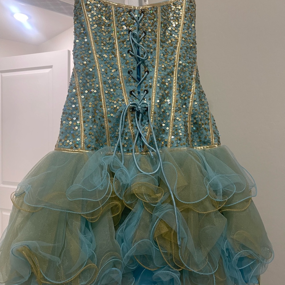Sherri Hill formal prom dress